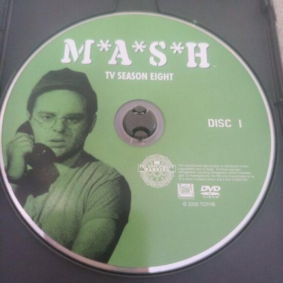 MASH SEASON EIGHT COLLECTORS EDITION 3 DVD SET - Picture 2 of 5